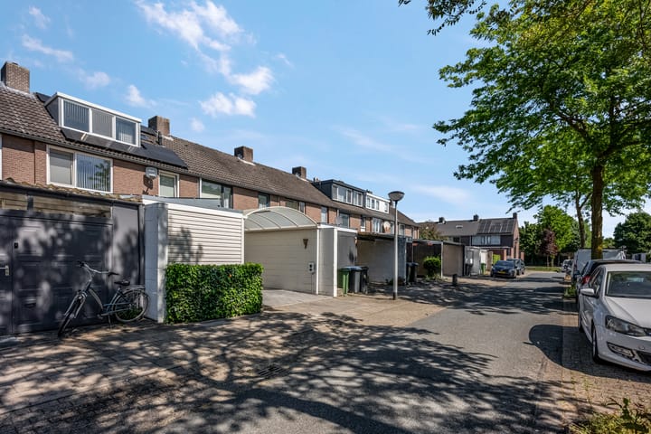 Foto 49 van Hoogezandstraat 12