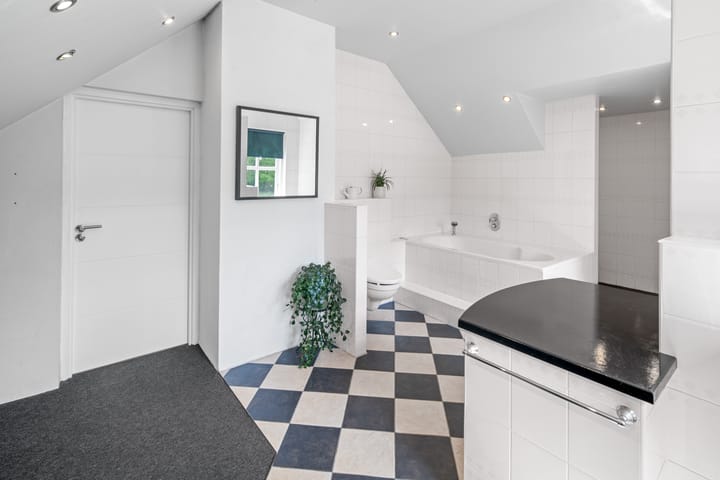 Photo 26 of Vosberg 8