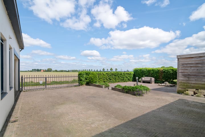 Photo 49 of Vosberg 8