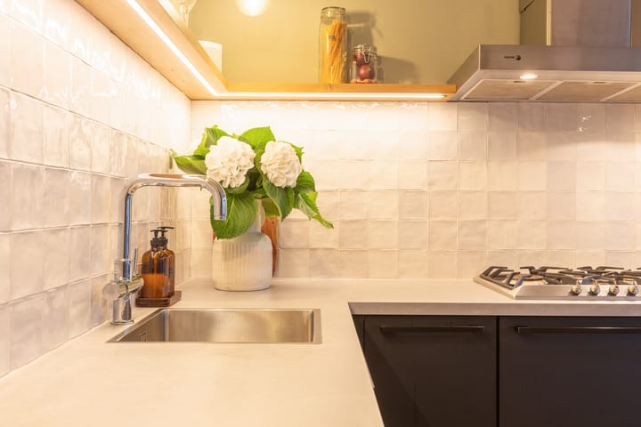 Foto 12 van Van Alphenstraat 4-H