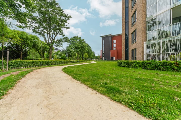 Foto 17 van Ruys de Beerenbrouckstraat 88