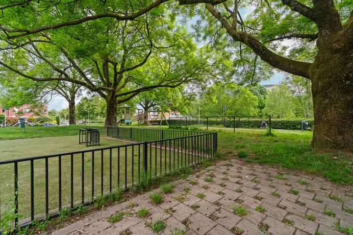 Foto 18 van Ruys de Beerenbrouckstraat 88