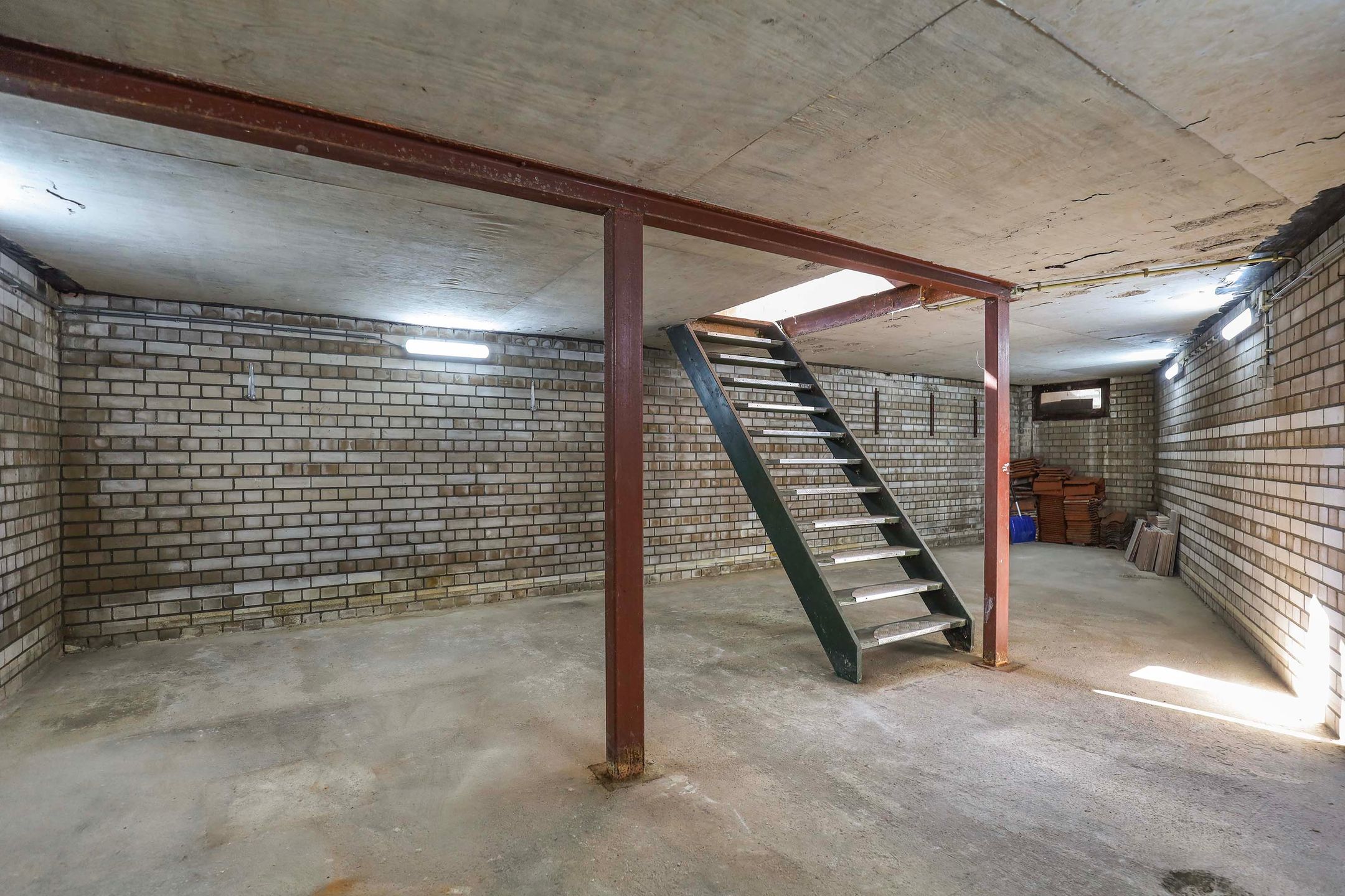 Foto 42 van Larenseweg 87