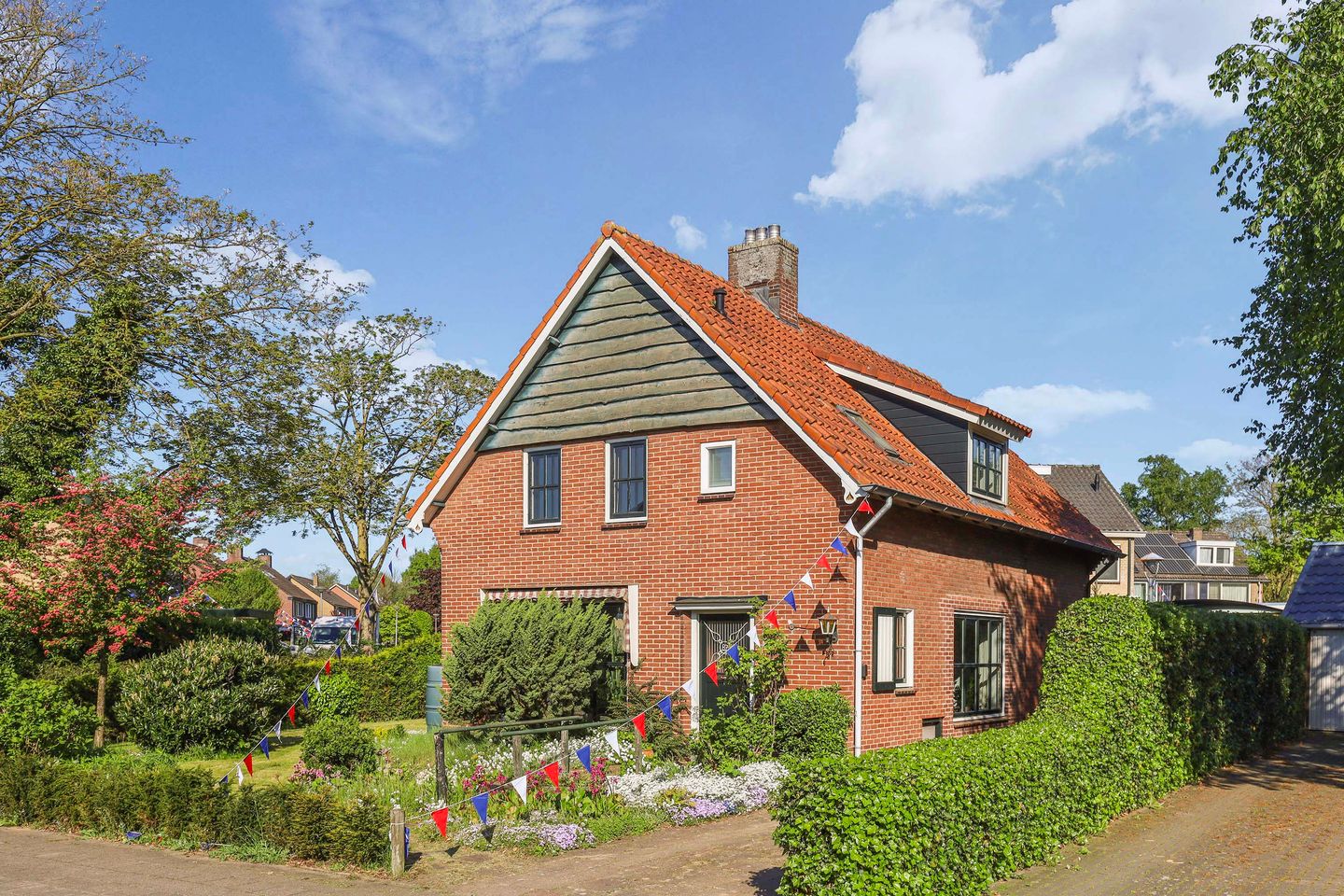 Foto 44 van Larenseweg 87