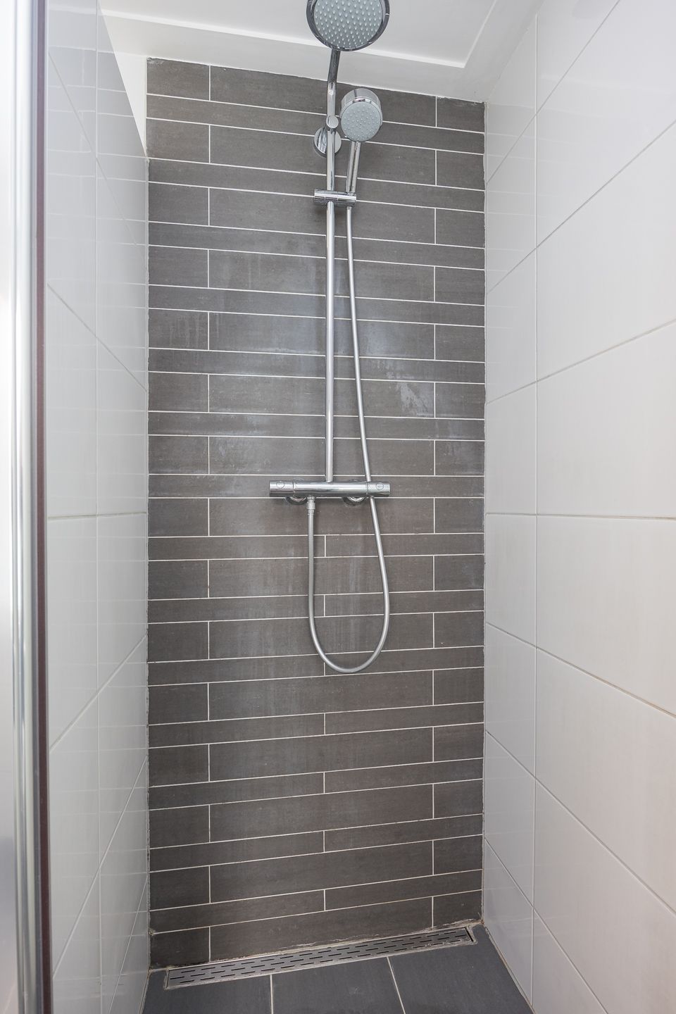 Foto 15 van van Tillstraat 16