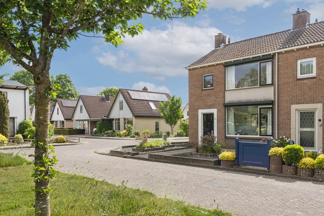 Foto 2 van van Tillstraat 16