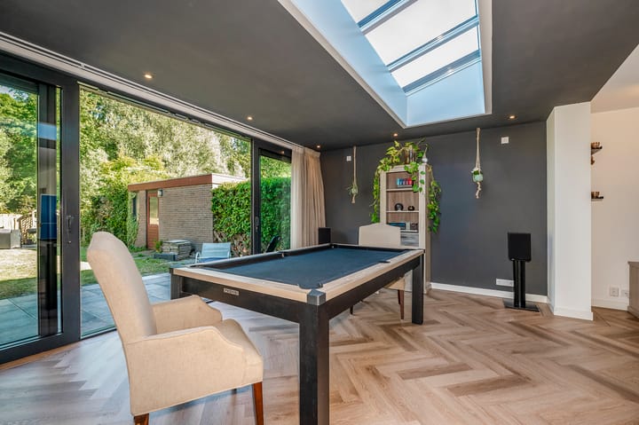 Foto 15 van C.A. van Beverenstraat 60