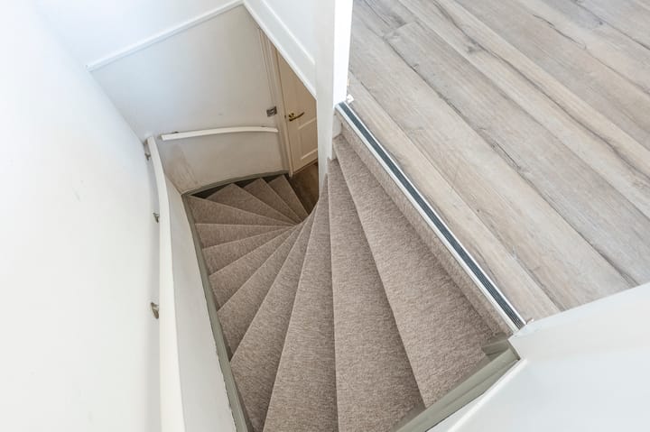 Foto 46 van C.A. van Beverenstraat 60