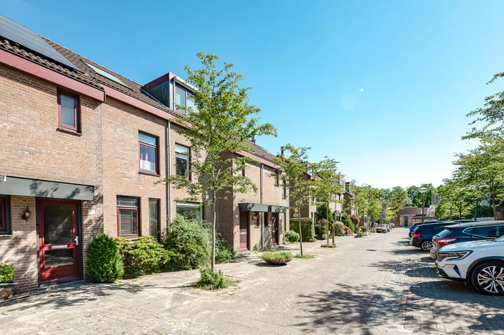 Foto 58 van C.A. van Beverenstraat 60