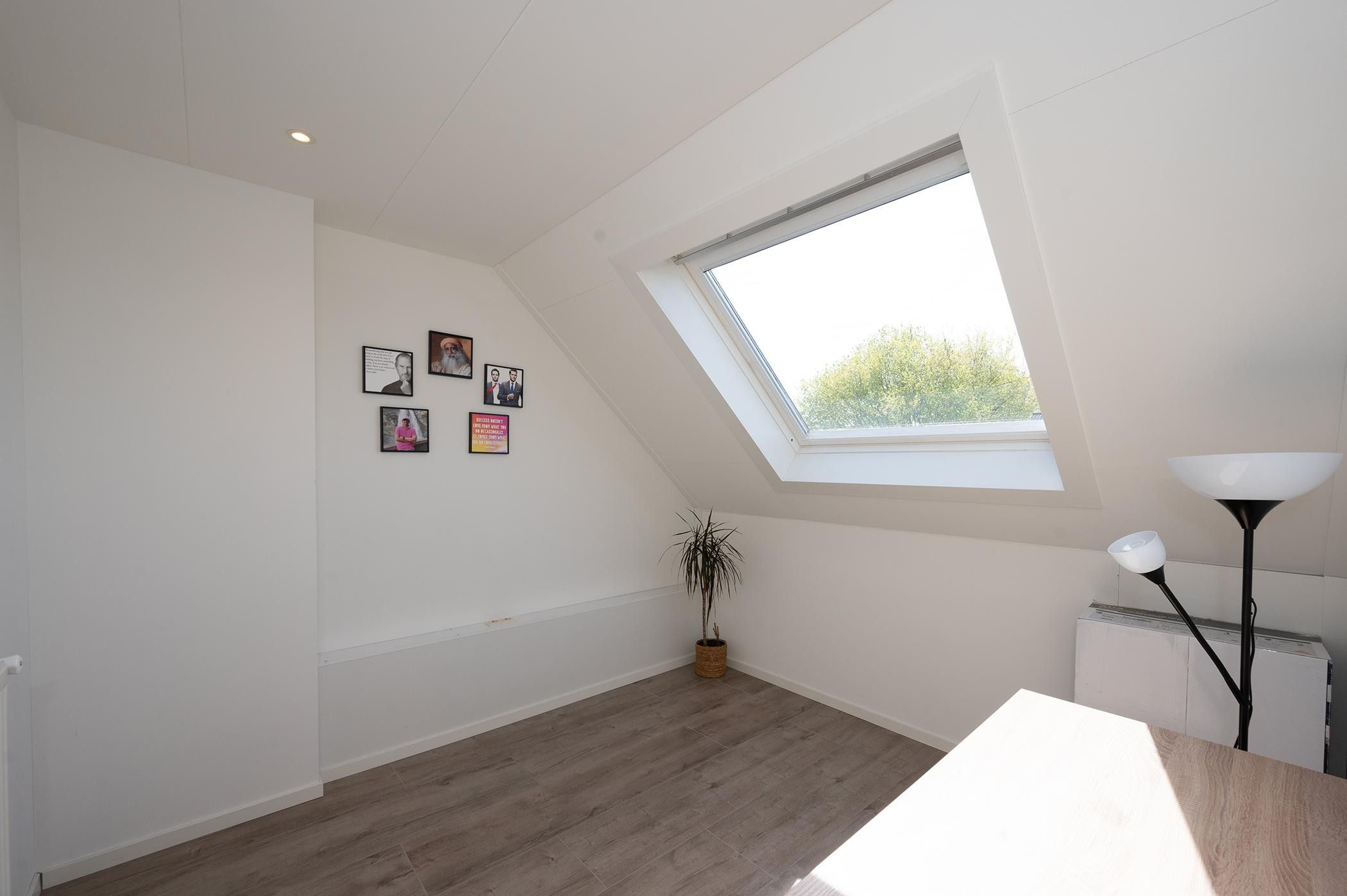 Foto 18 van Brederostraat 12