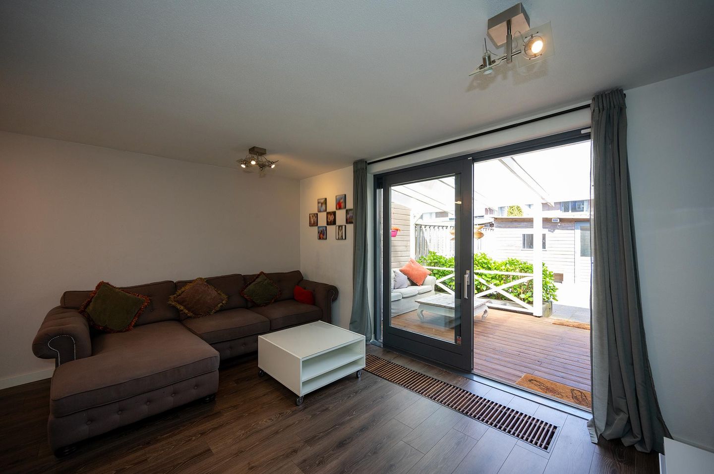 Foto 5 van Brederostraat 12