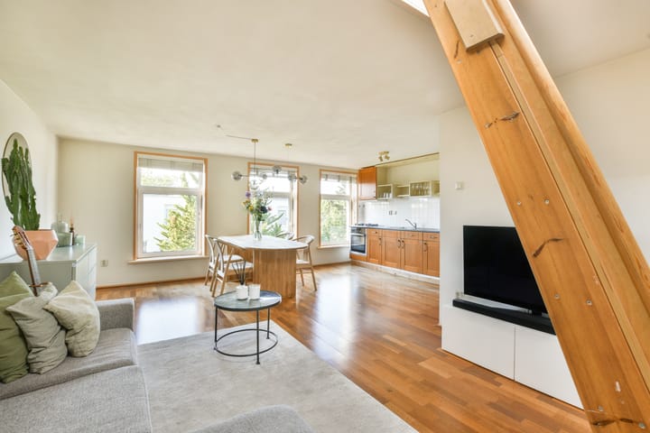 Foto 7 van Eerste Atjehstraat 156-4