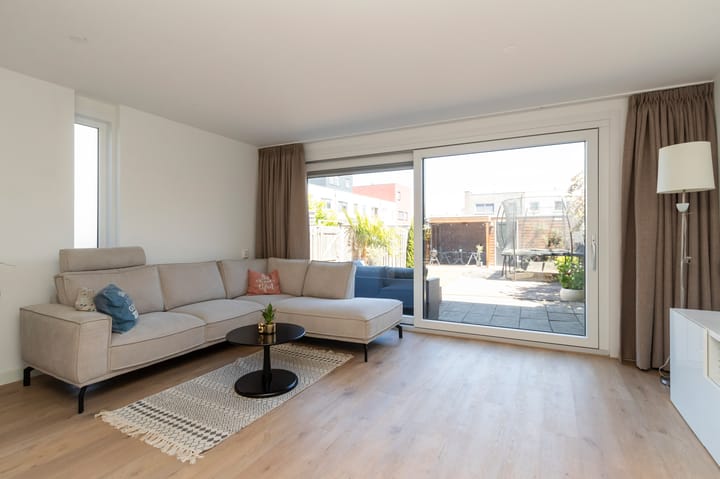 Foto 2 van Mintplantsoen 3