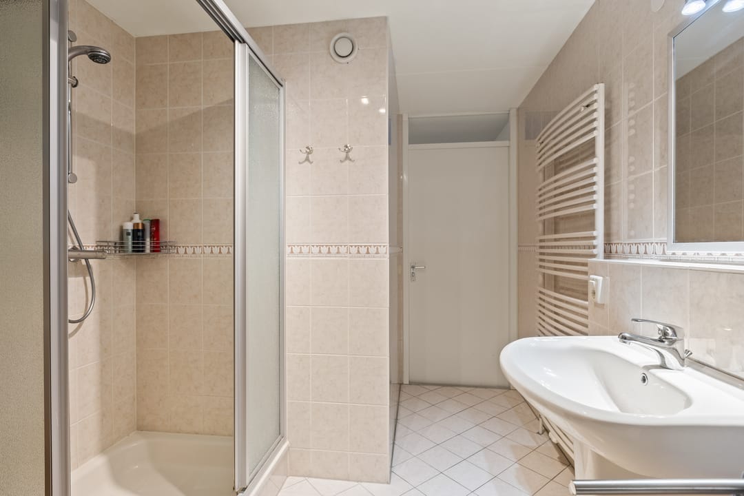 Foto 38 van Van Houtenstraat 21