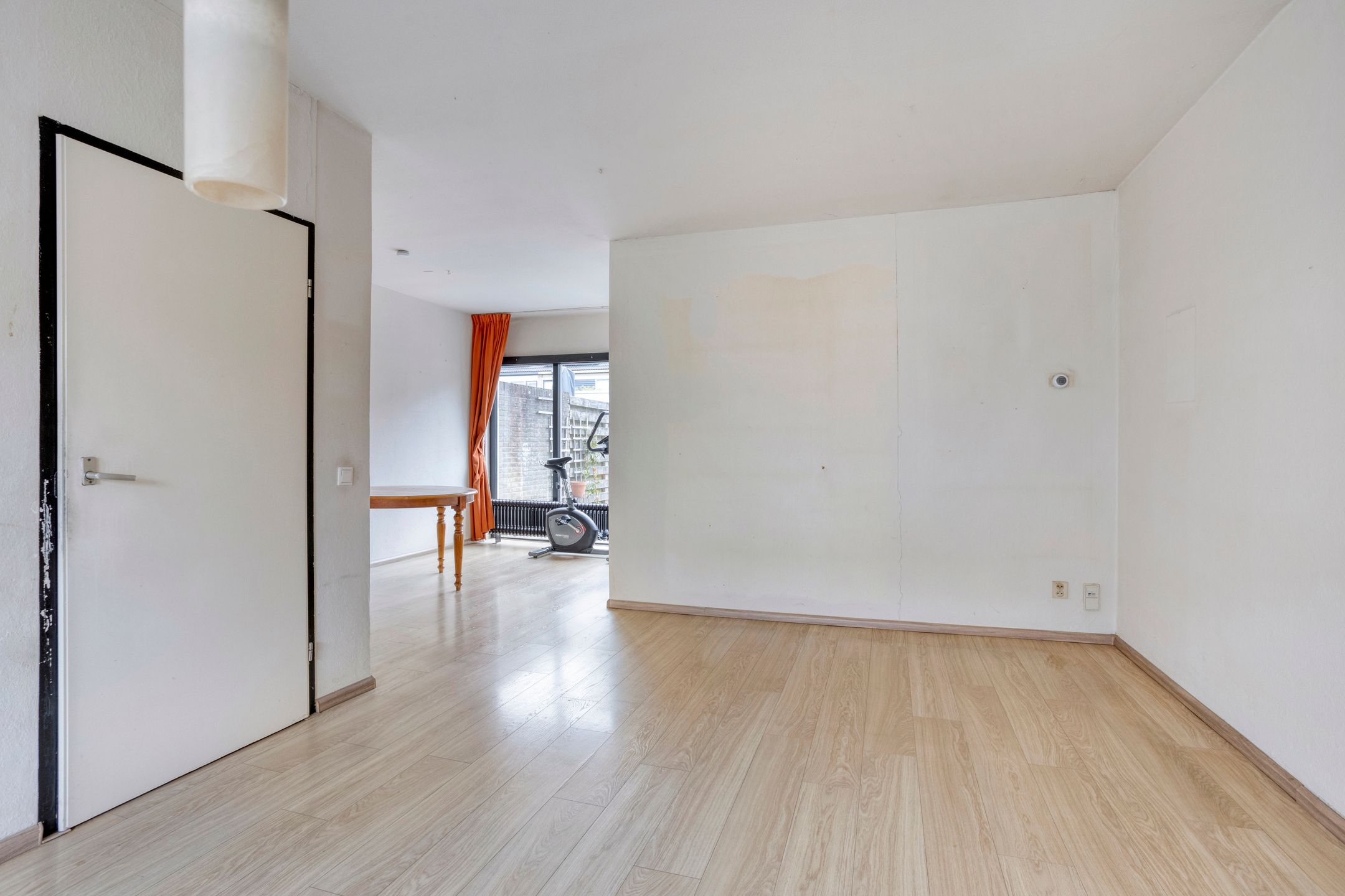 Photo 3 of Hunze 195