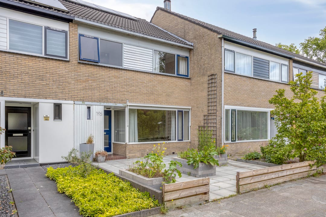 Photo 23 of Hunze 195