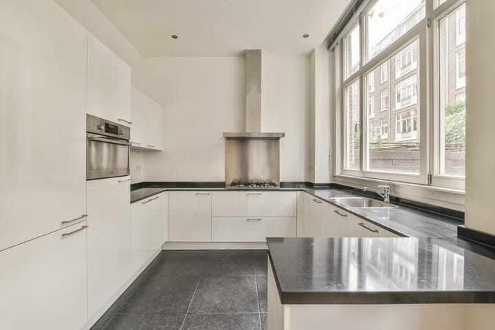 Foto 8 van Valeriusstraat 217-H