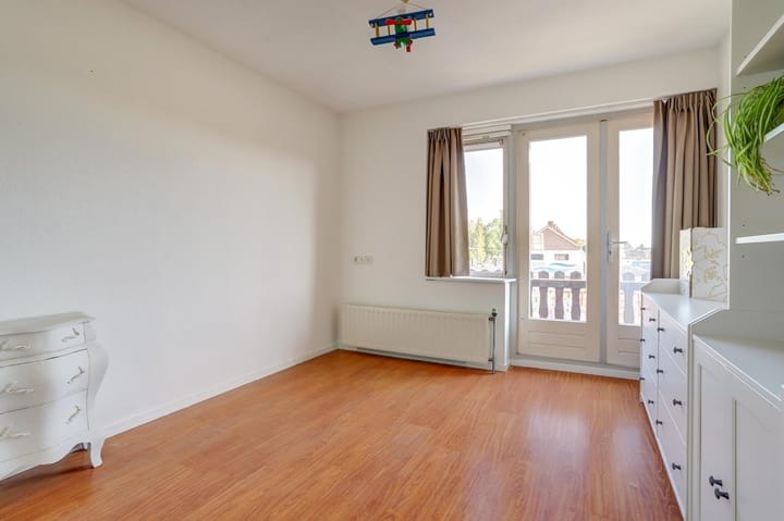 Photo 22 of Burg. Gaarlandtstraat 35