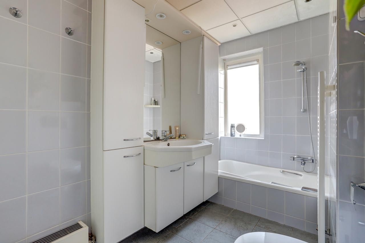 Foto 25 van Burg. Gaarlandtstraat 35