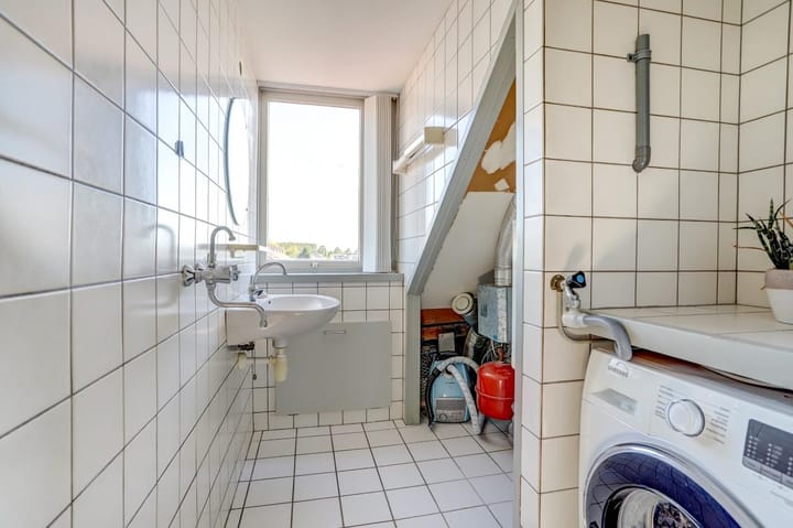 Photo 32 of Burg. Gaarlandtstraat 35