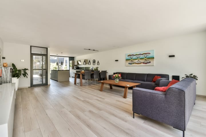 Foto 8 van Thomas à Kempislaan 10