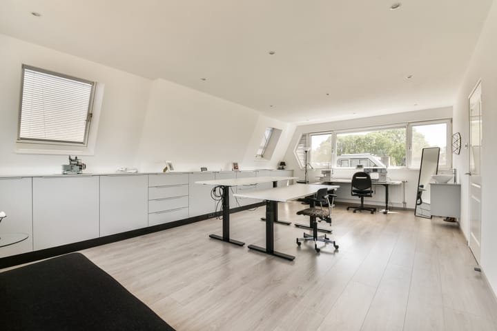 Foto 26 van Thomas à Kempislaan 10