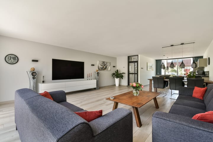 Foto 9 van Thomas à Kempislaan 10