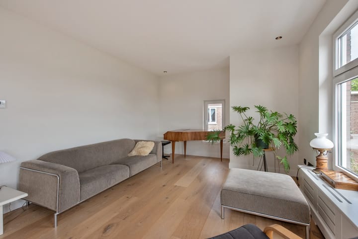 Foto 2 van Jan ten Brinkstraat 86