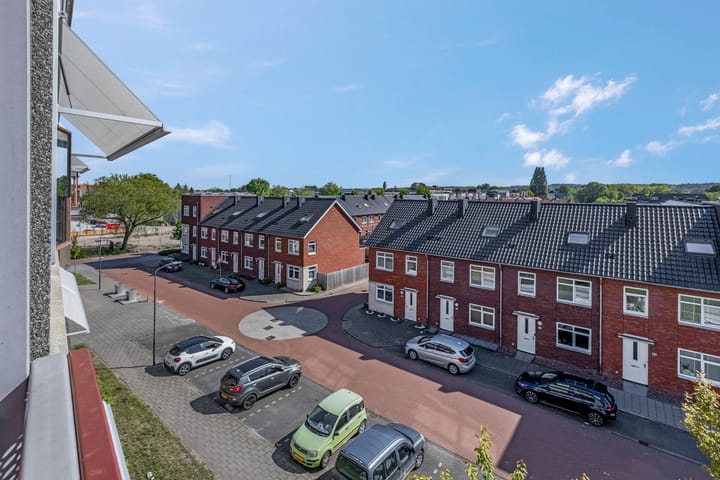 Foto 9 van Uiverstraat 74