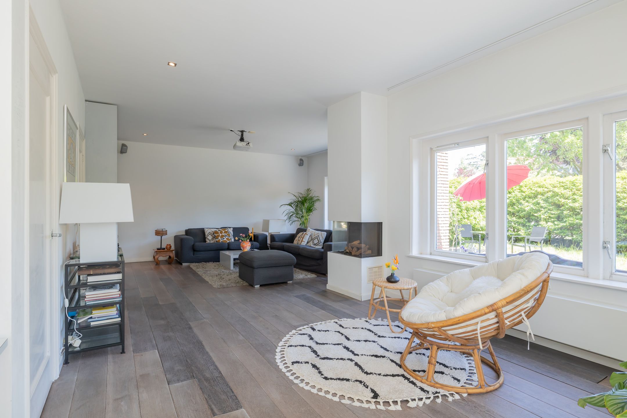 Foto 9 van Alberdingk Thijmlaan 2