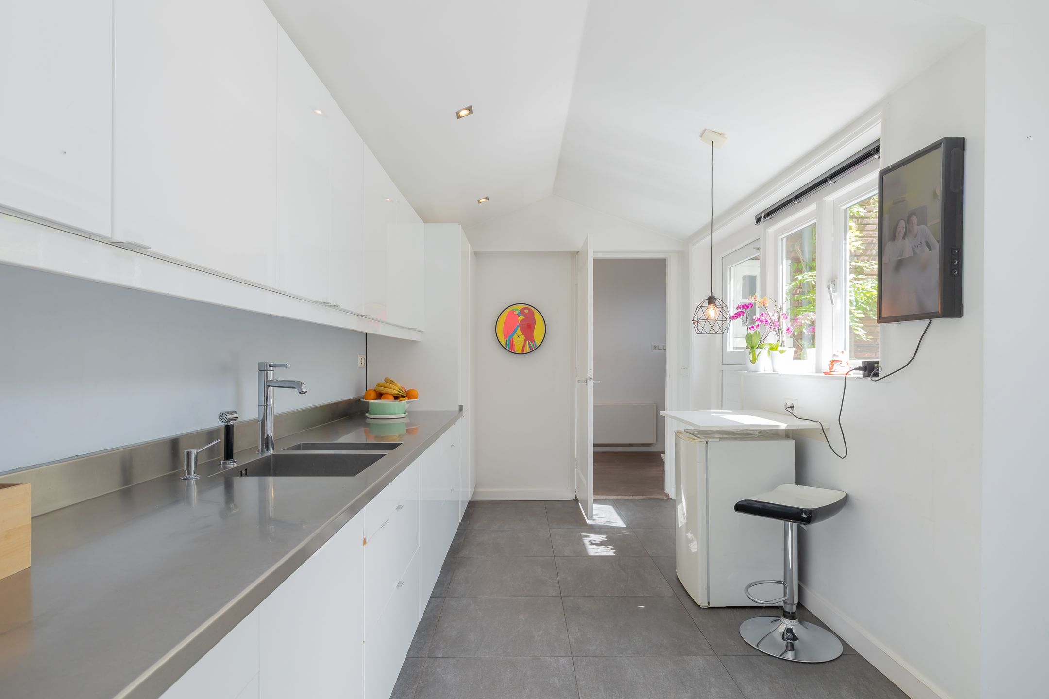 Foto 15 van Alberdingk Thijmlaan 2