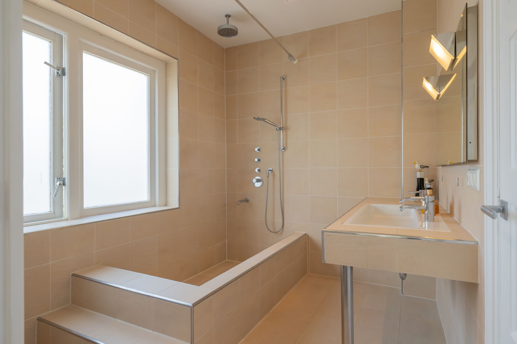 Foto 33 van Alberdingk Thijmlaan 2