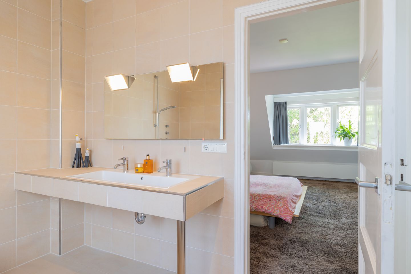 Foto 35 van Alberdingk Thijmlaan 2