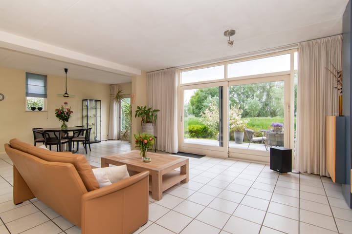 Foto 3 van Goudenregenzoom 164