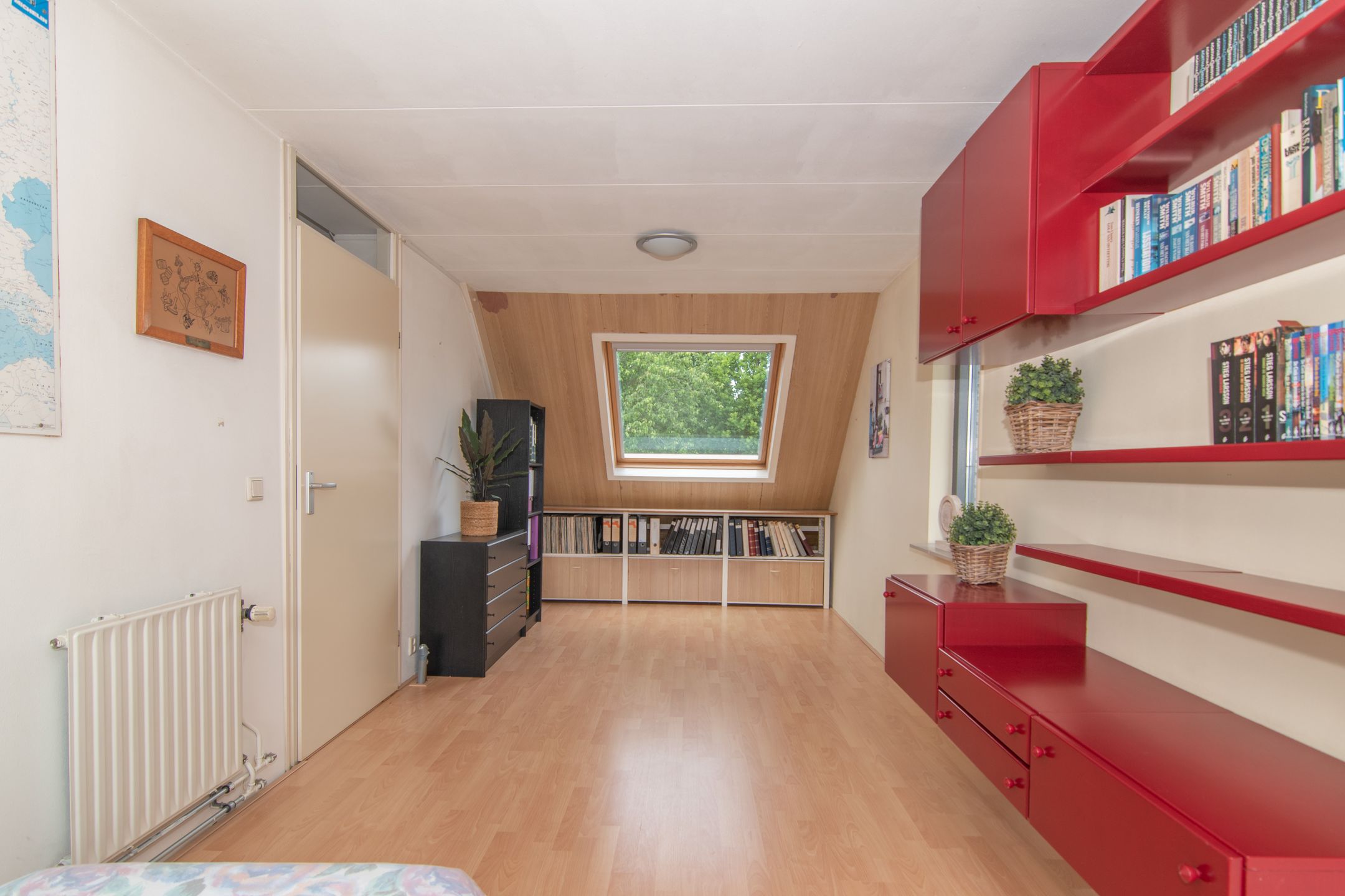 Foto 33 van Goudenregenzoom 164