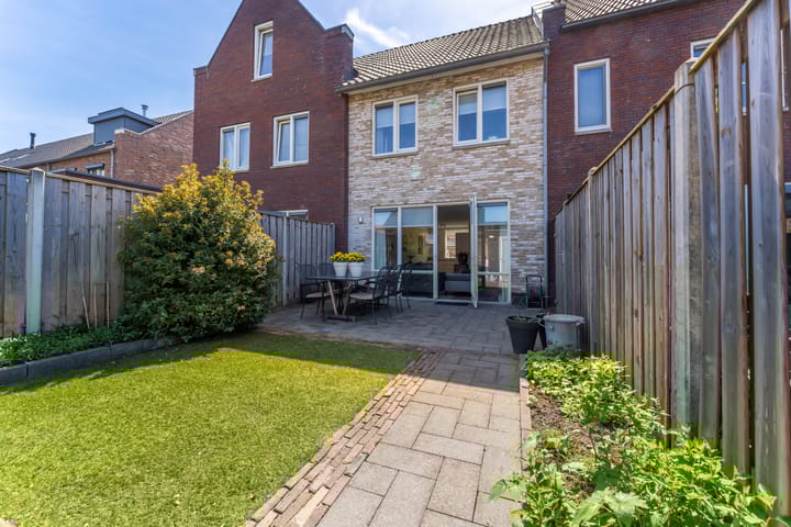 Foto 2 van Tabakskamp 123