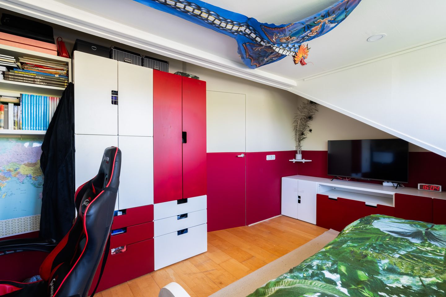 Foto 34 van Carneoolstraat 78