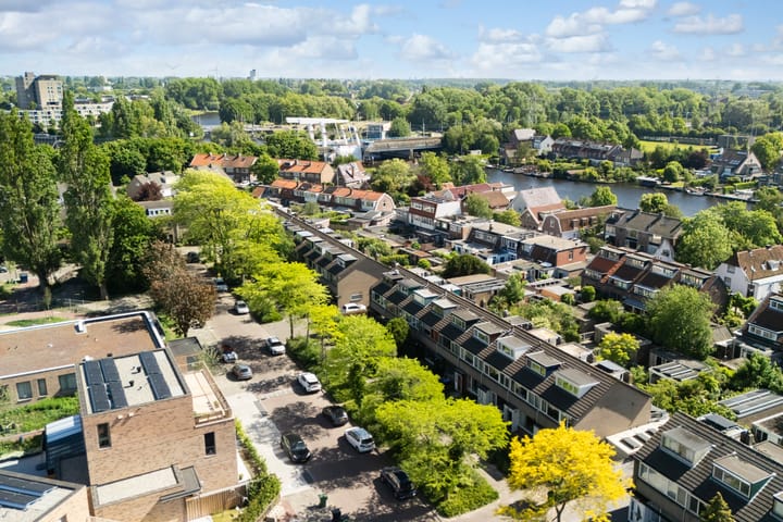 Foto 50 van Carneoolstraat 78