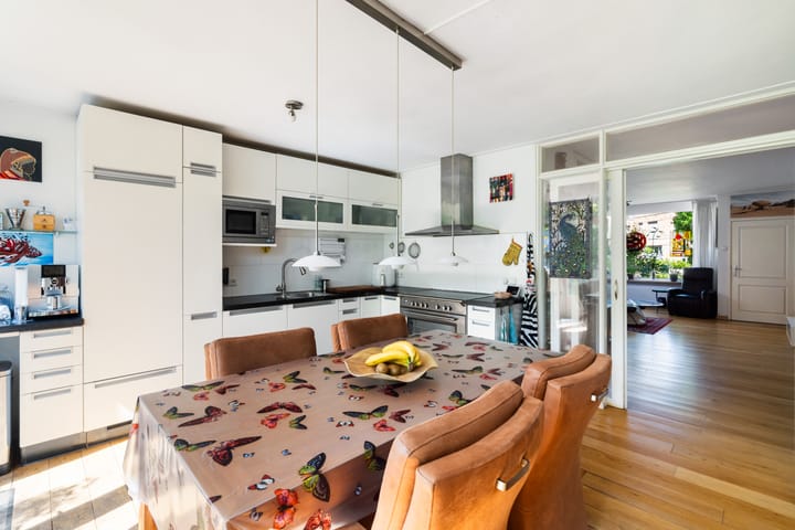 Foto 14 van Carneoolstraat 78