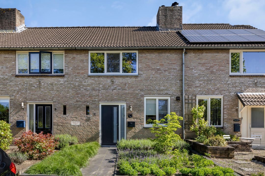 Foto 1 van Burgemeester van Kuikstraat 11