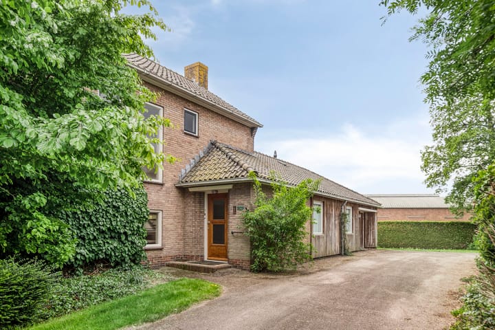 Foto 32 van Heerenveenseweg 77