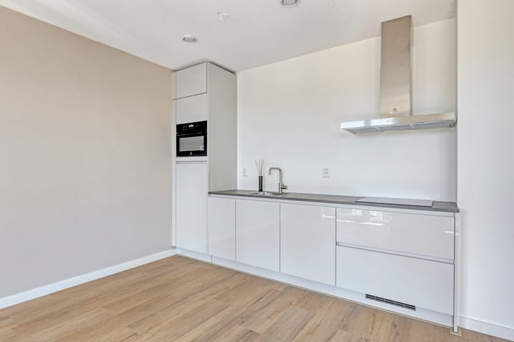 Foto 10 van Jaap van der Hoekplaats 104