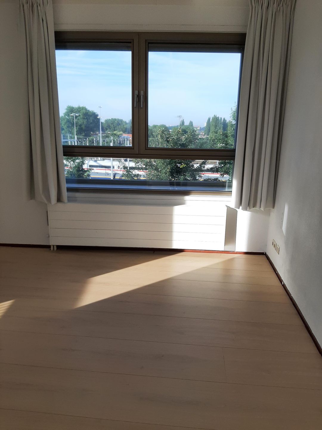 Foto 8 van Carolina MacGillavrylaan 326