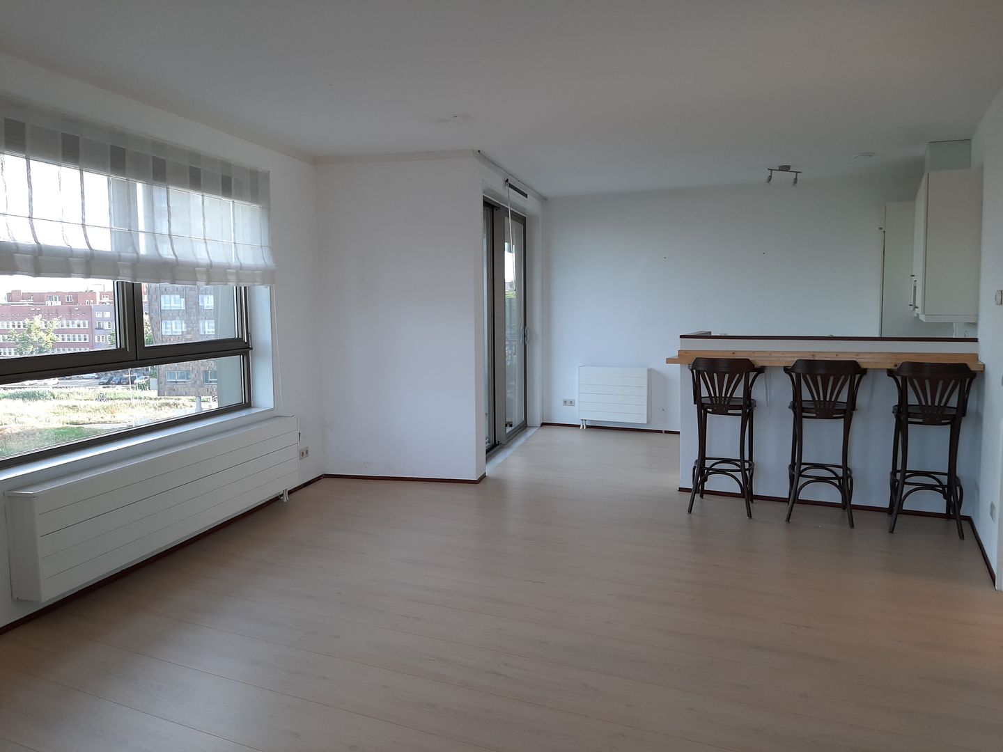 Foto 19 van Carolina MacGillavrylaan 326