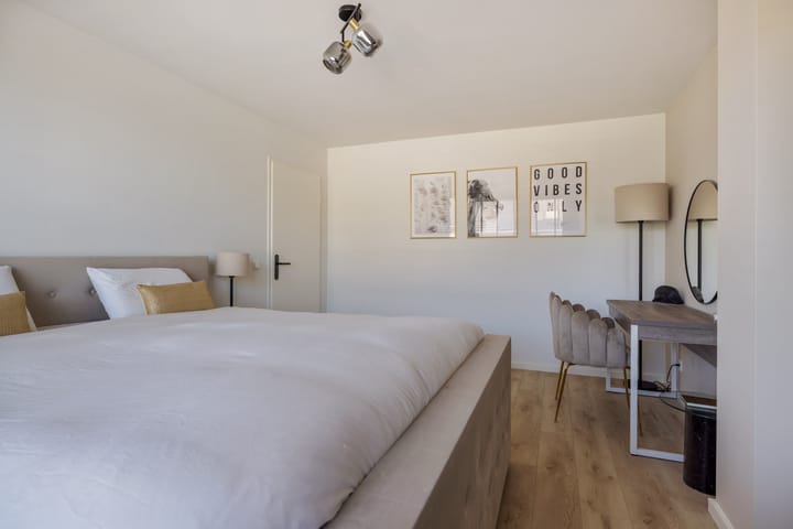 Foto 24 van Charpentierstraat 11