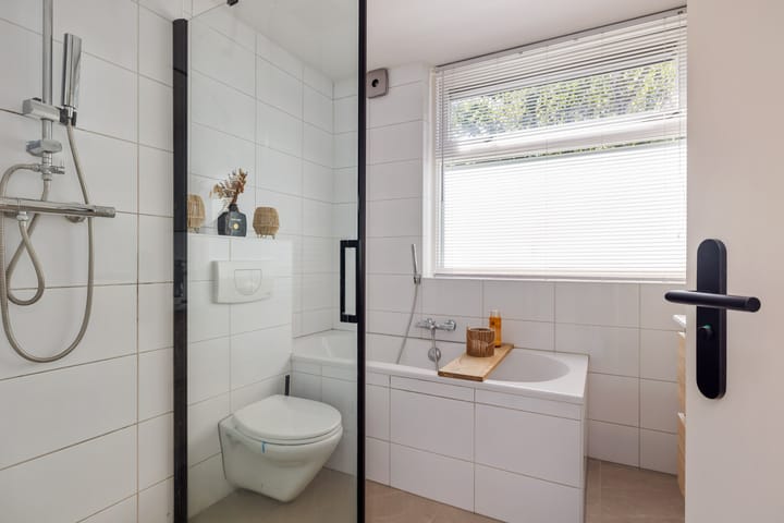 Foto 29 van Charpentierstraat 11