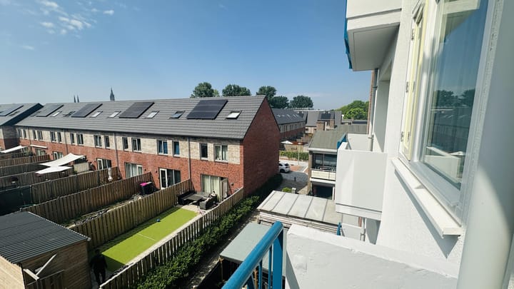 Foto 12 van Van Lodensteynstraat 136