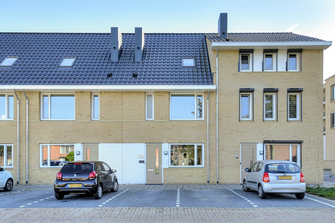 Photo 1 of Heinsiusstraat 25