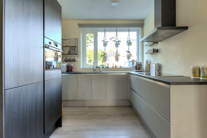 Photo 3 of Heinsiusstraat 25