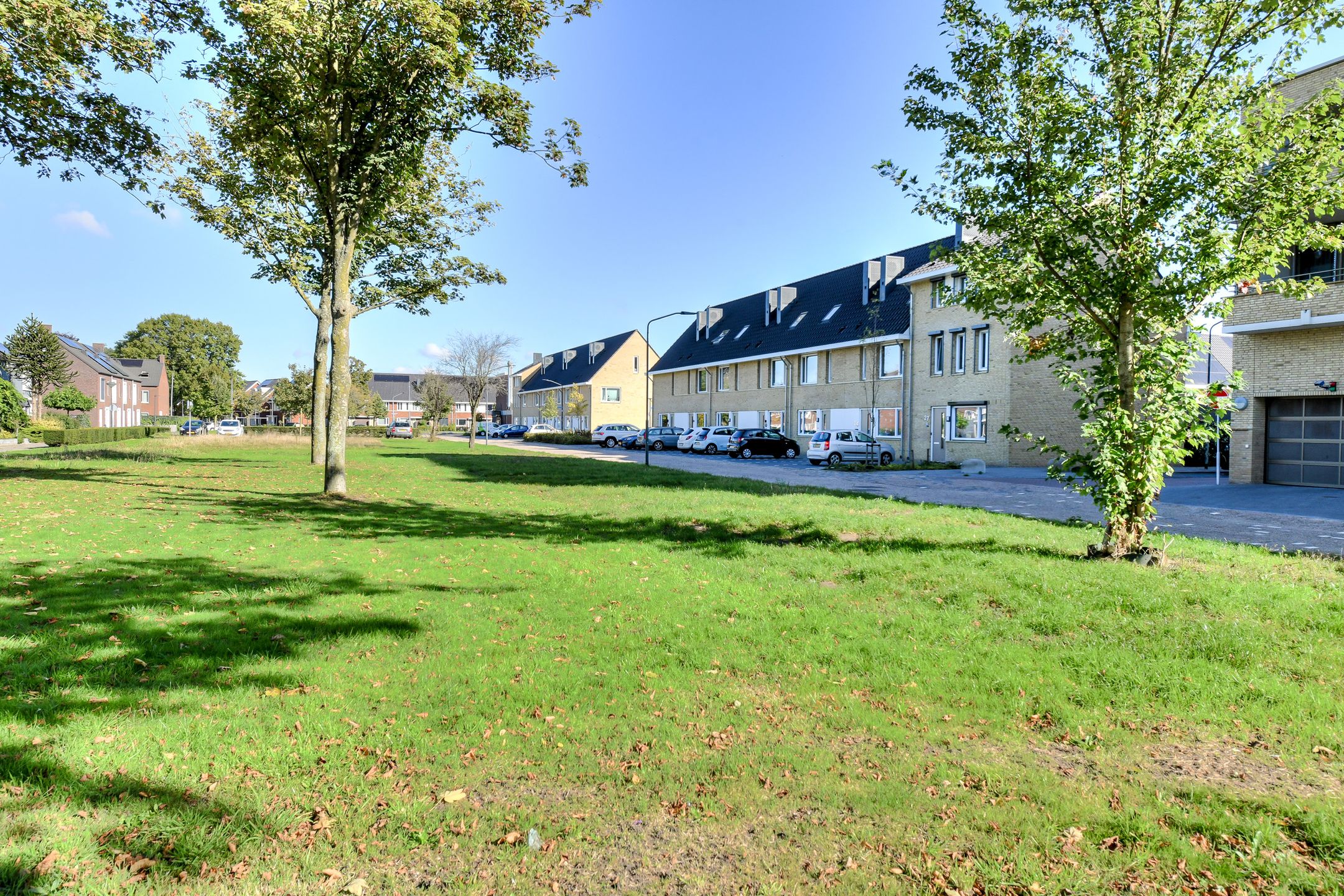 Photo 6 of Heinsiusstraat 25